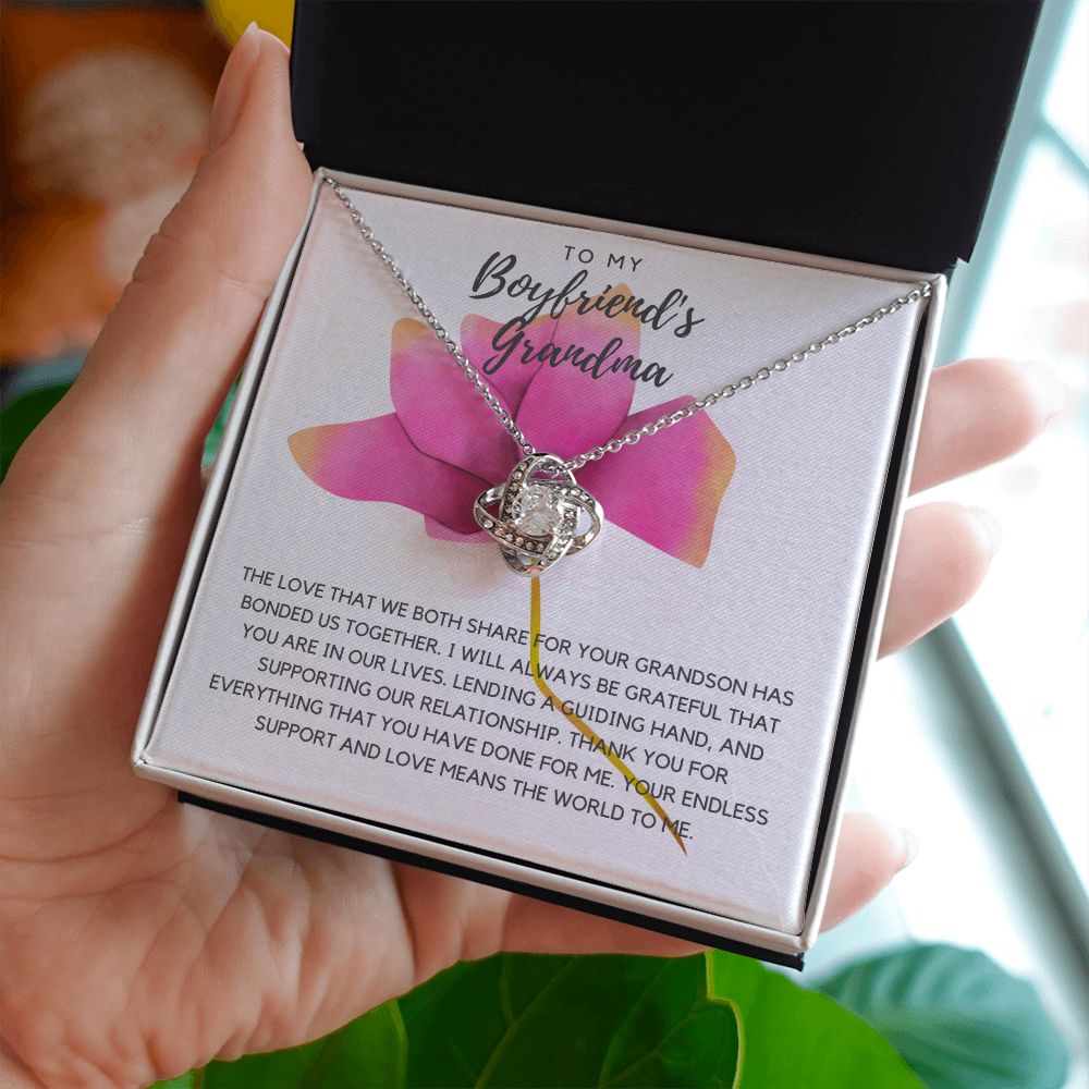 Boyfriend's Grandma Love Knot Necklace *bfg1