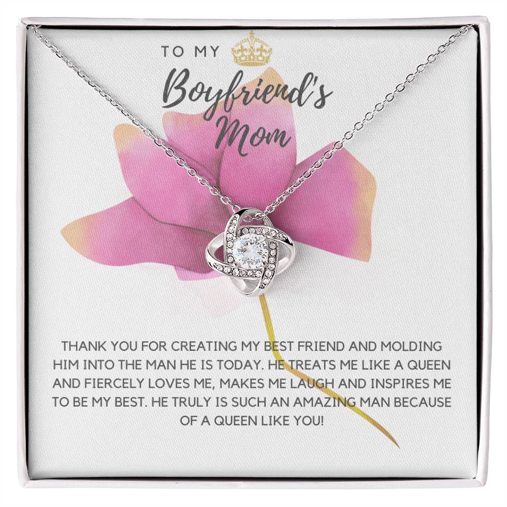 Boyfriend Mom Queen Necklace *bf6